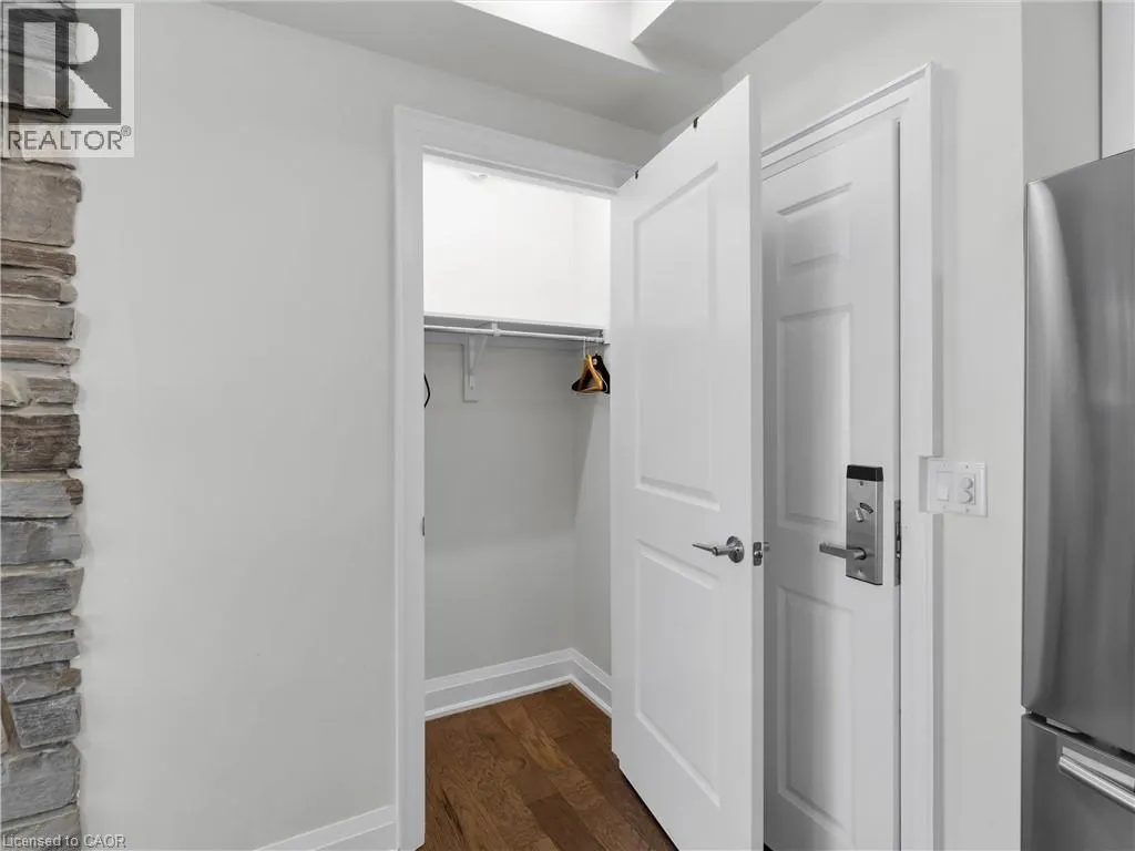 1869 MUSKOKA 118 Road W Unit# BTW-101 #BTW-101