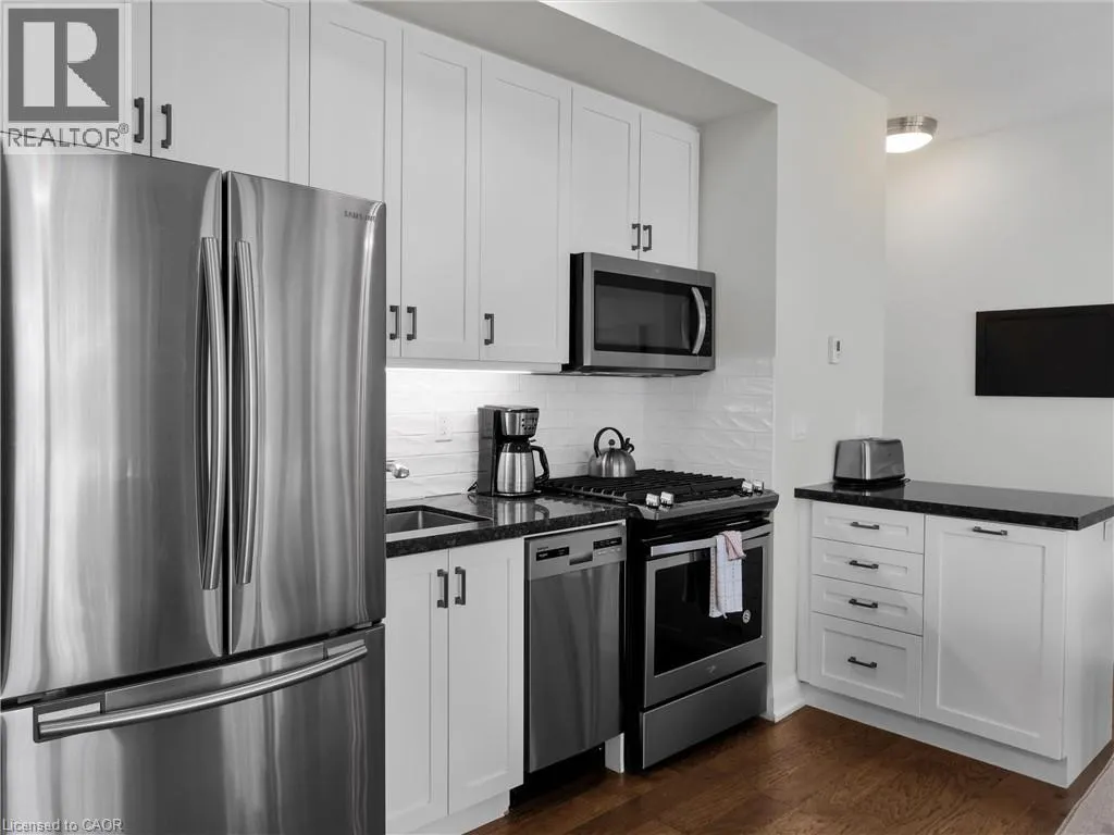 1869 MUSKOKA 118 Road W Unit# BTW-101 #BTW-101