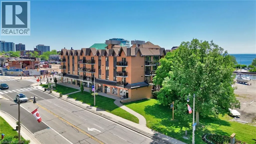 102 BRONTE Road Unit# 303 #303