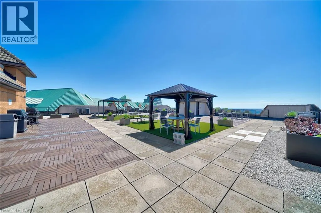 102 BRONTE Road Unit# 303 #303