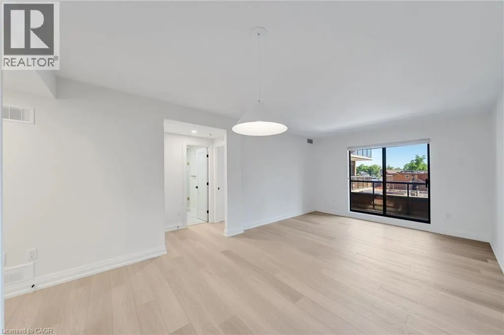 102 BRONTE Road Unit# 303 #303