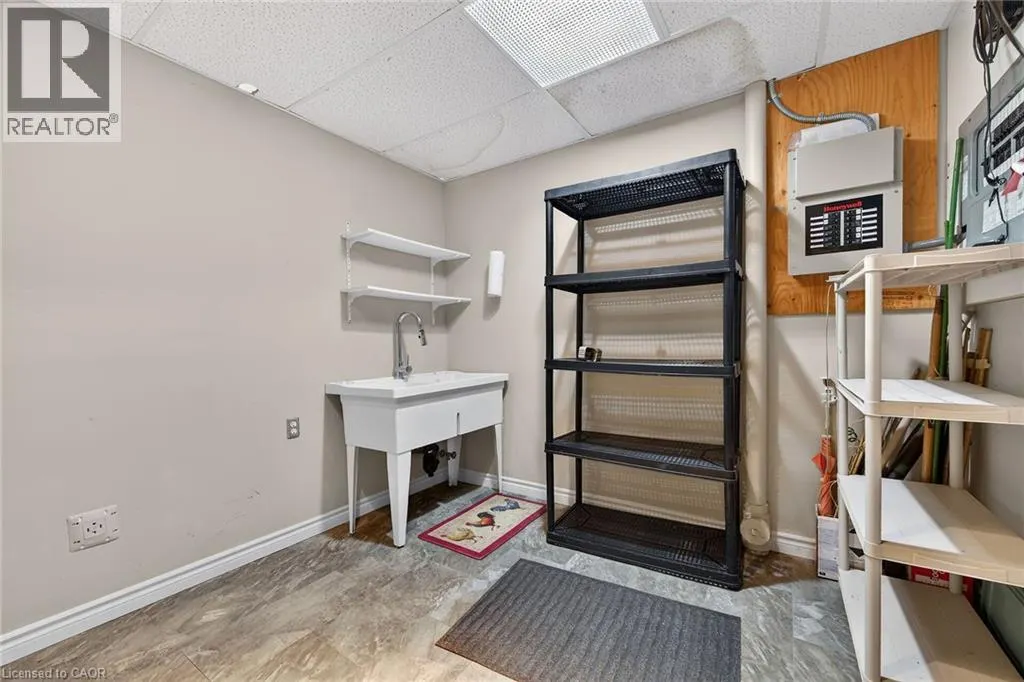 80 NEW LAKESHORE Road Unit# 16 #16
