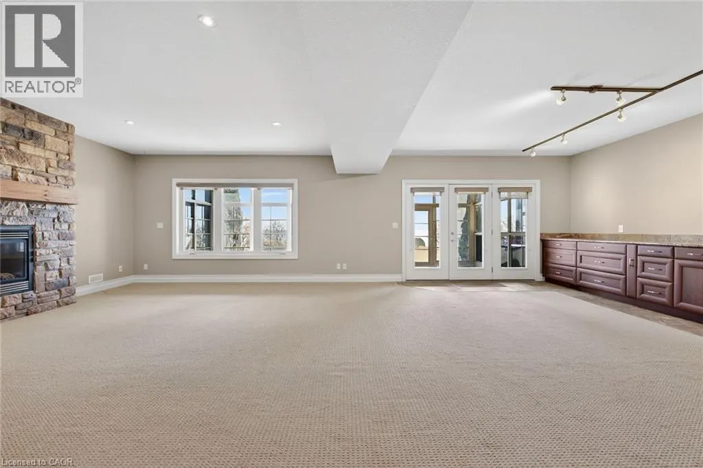 80 NEW LAKESHORE Road Unit# 16 #16
