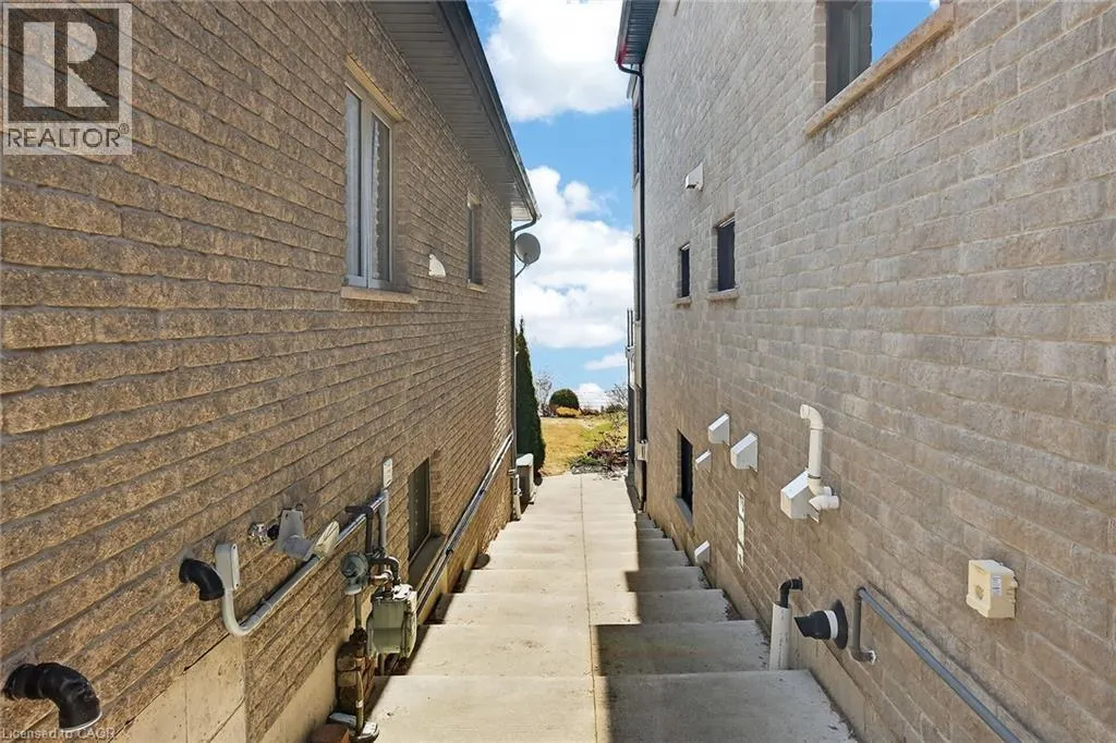 80 NEW LAKESHORE Road Unit# 16 #16