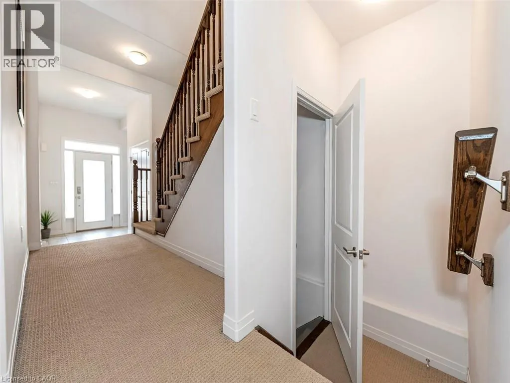 4076 HEALING Street