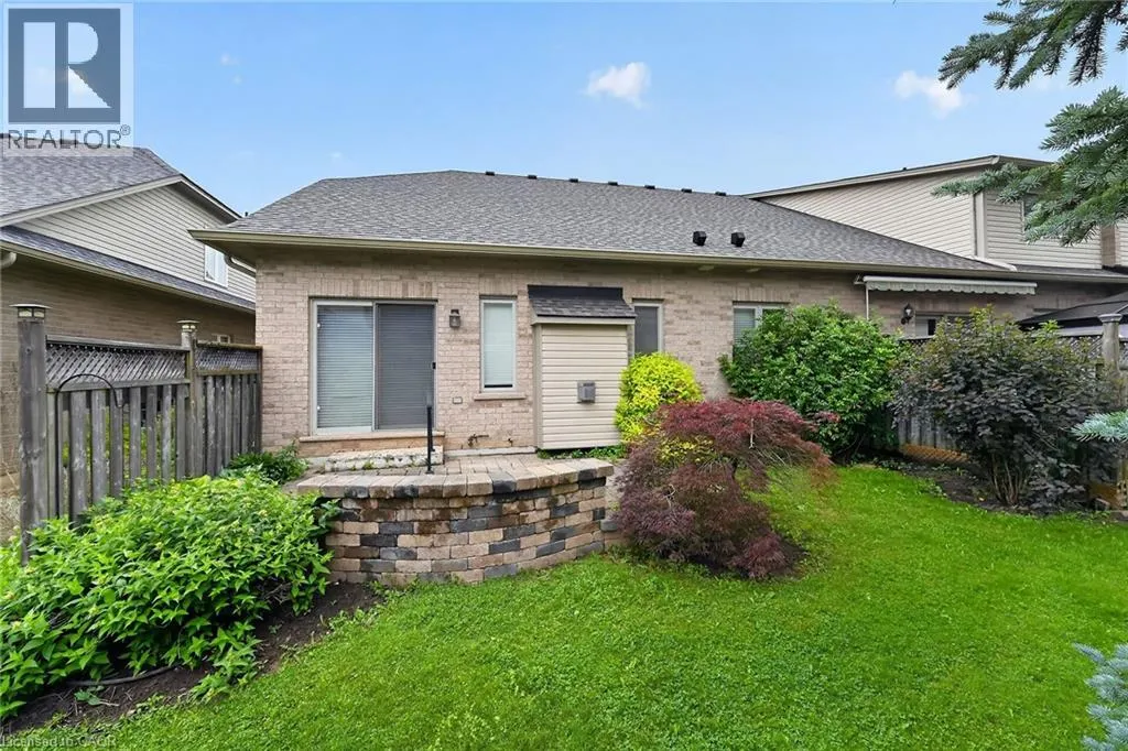 76 ABBOTSFORD Trail
