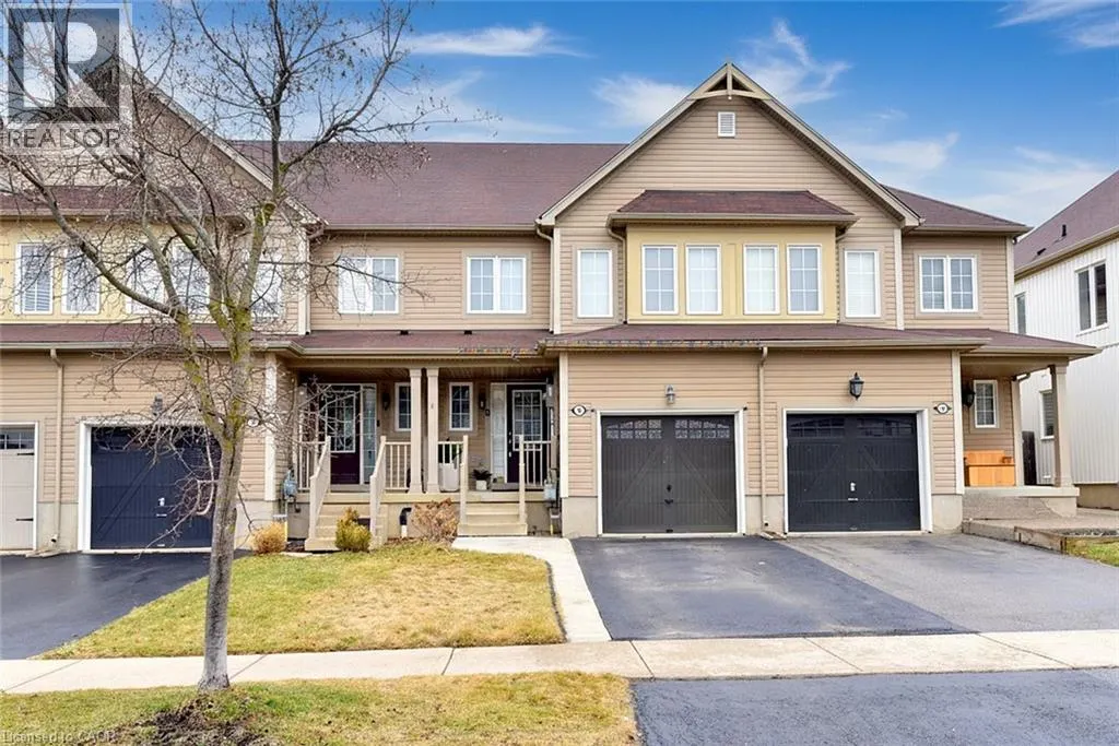 9 LYNCH Crescent