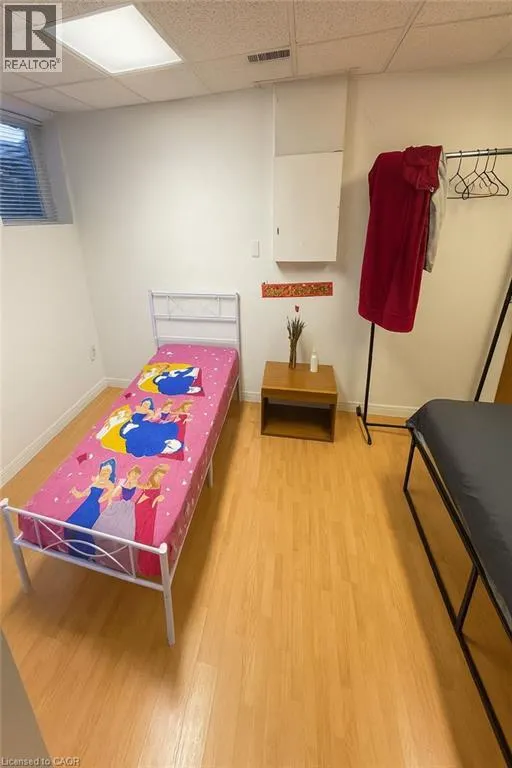 988 PROSPERITY Court