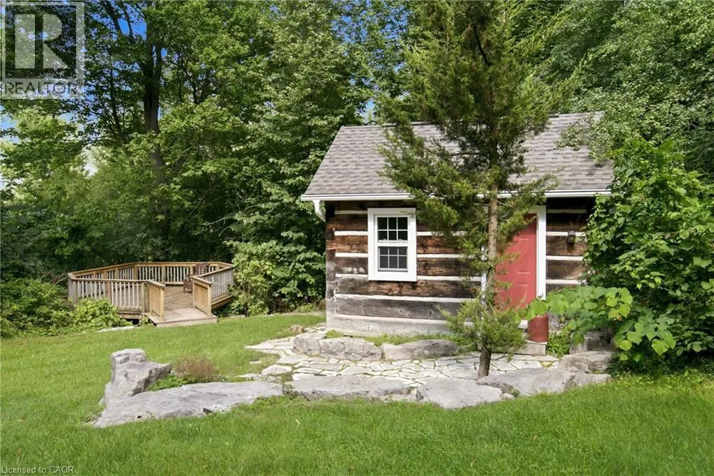 373 BROOKVIEW Court