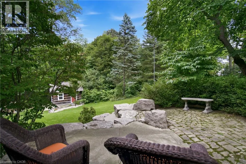 373 BROOKVIEW Court