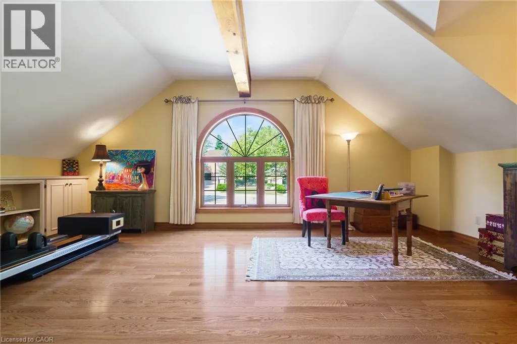 373 BROOKVIEW Court
