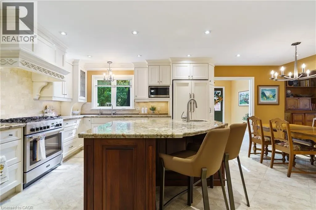 373 BROOKVIEW Court