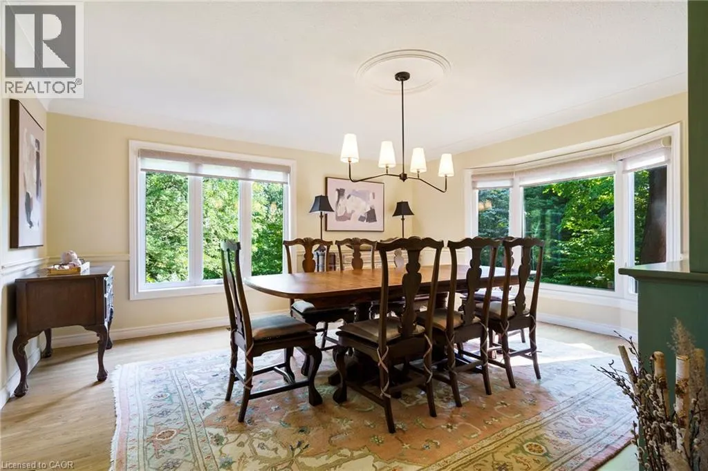 373 BROOKVIEW Court