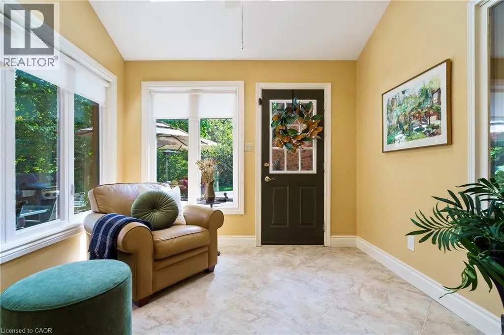 373 BROOKVIEW Court