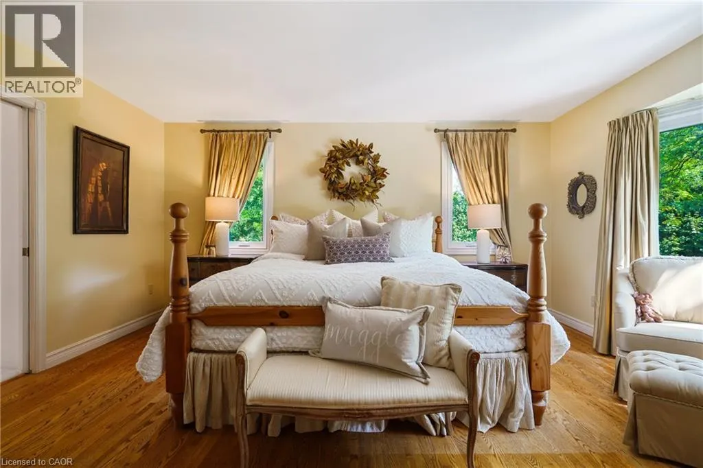 373 BROOKVIEW Court