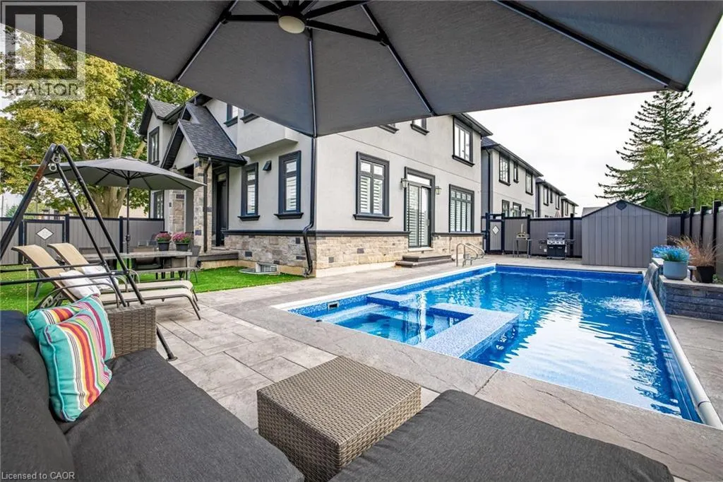 4 LOCKMAN Drive