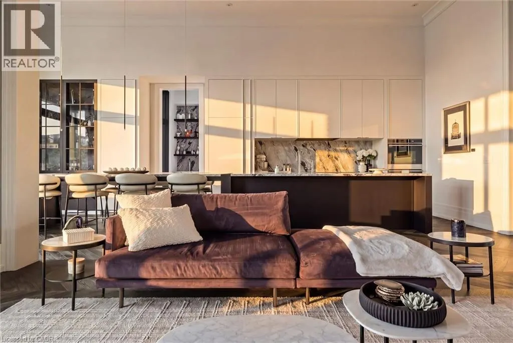 161 HERITAGE LAKE Drive