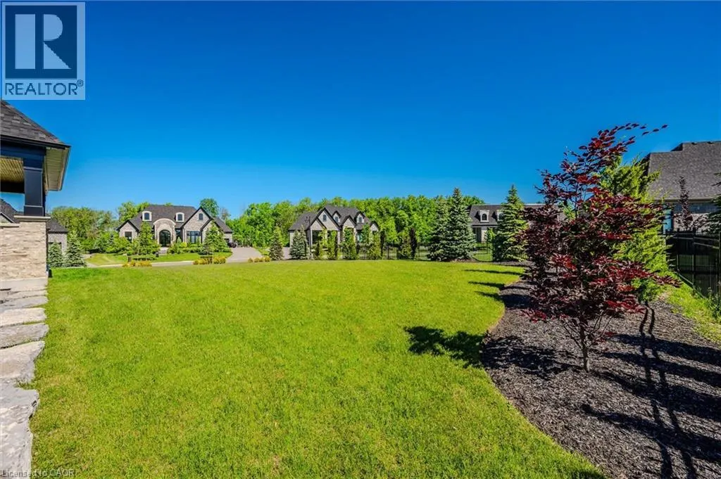 112 HERITAGE LAKE Drive