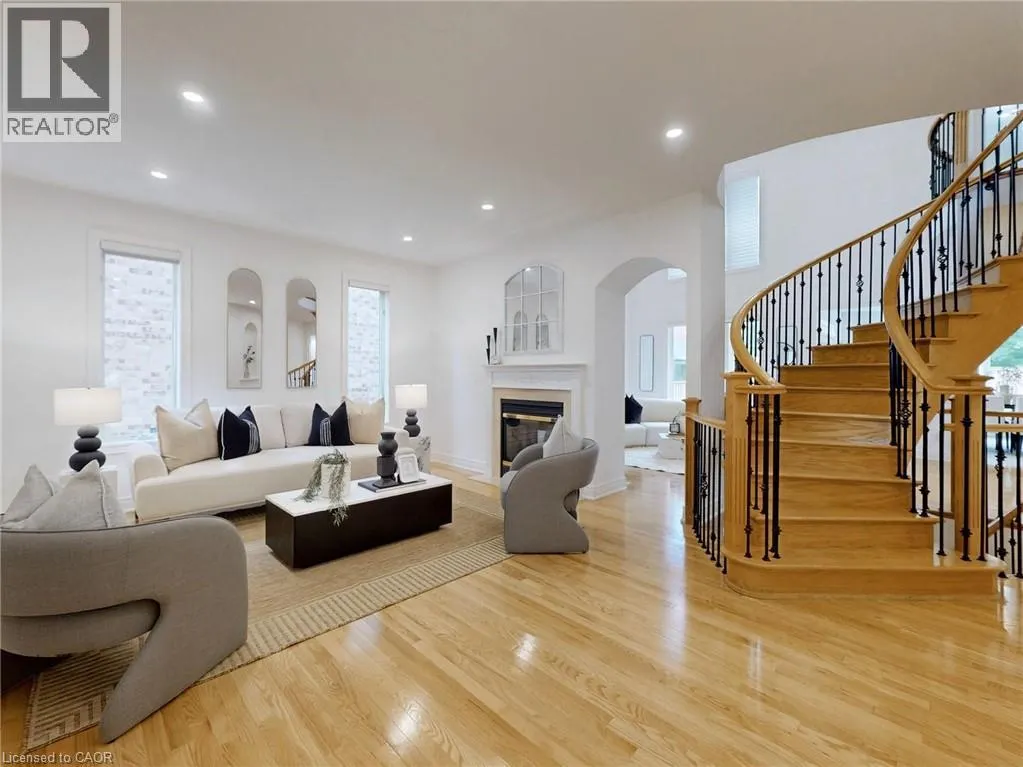 2238 LYNDHURST Drive