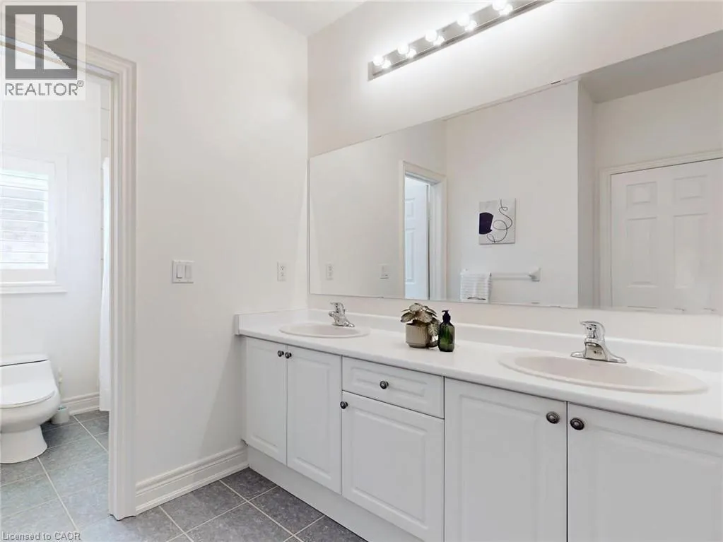 2238 LYNDHURST Drive