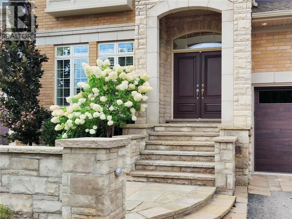 2238 LYNDHURST Drive