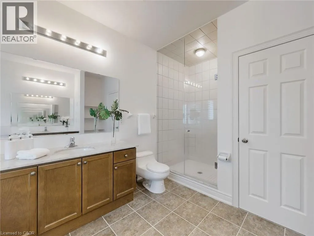 2238 LYNDHURST Drive