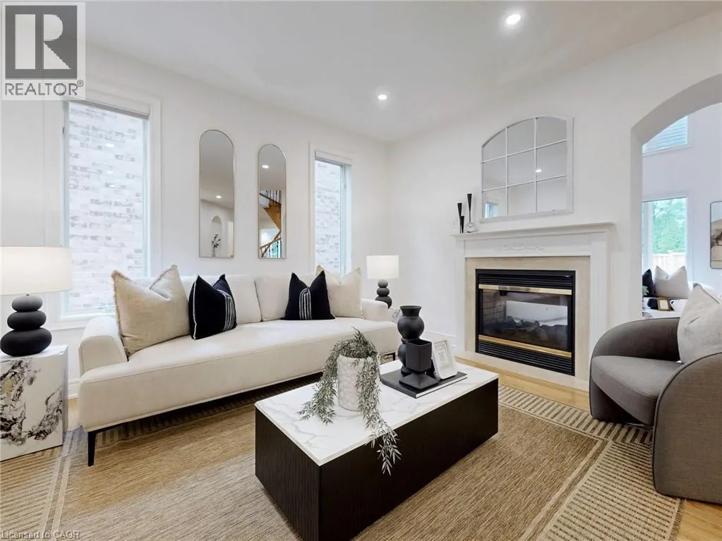 2238 LYNDHURST Drive