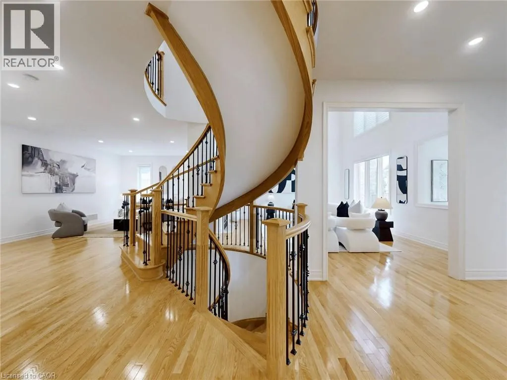2238 LYNDHURST Drive