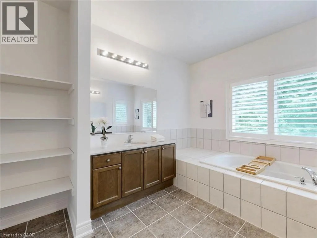 2238 LYNDHURST Drive