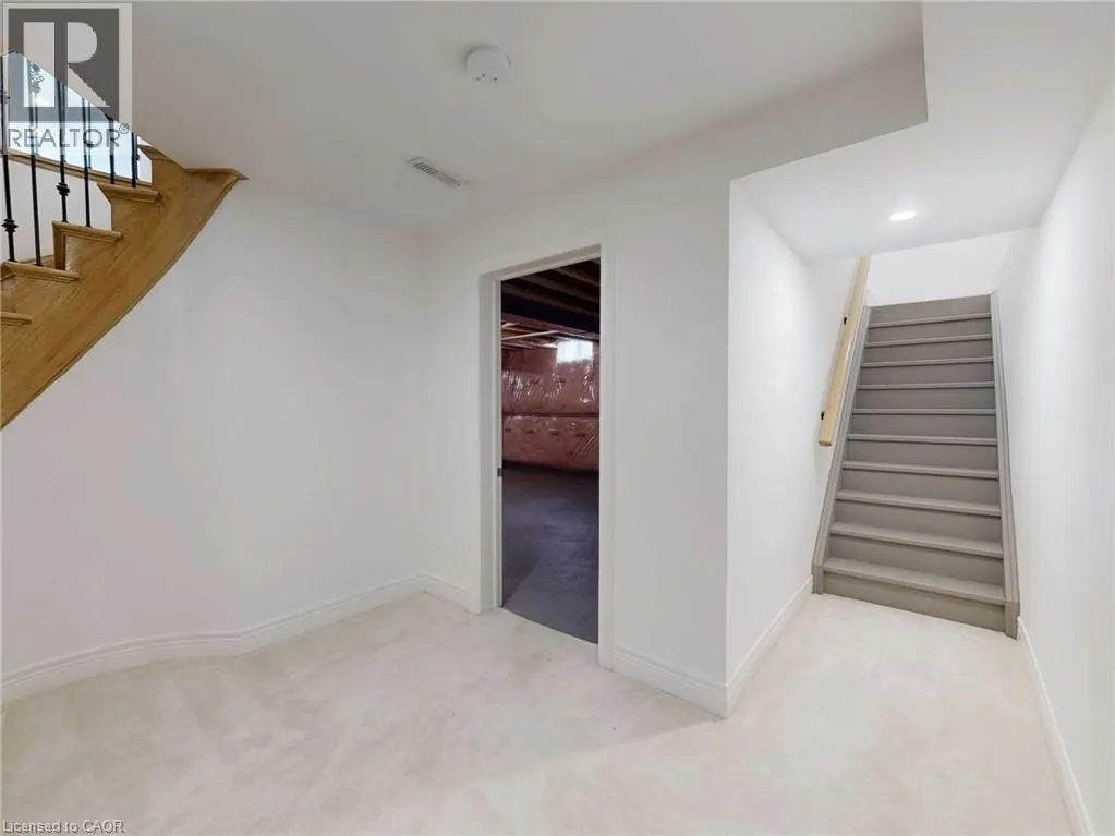 2238 LYNDHURST Drive