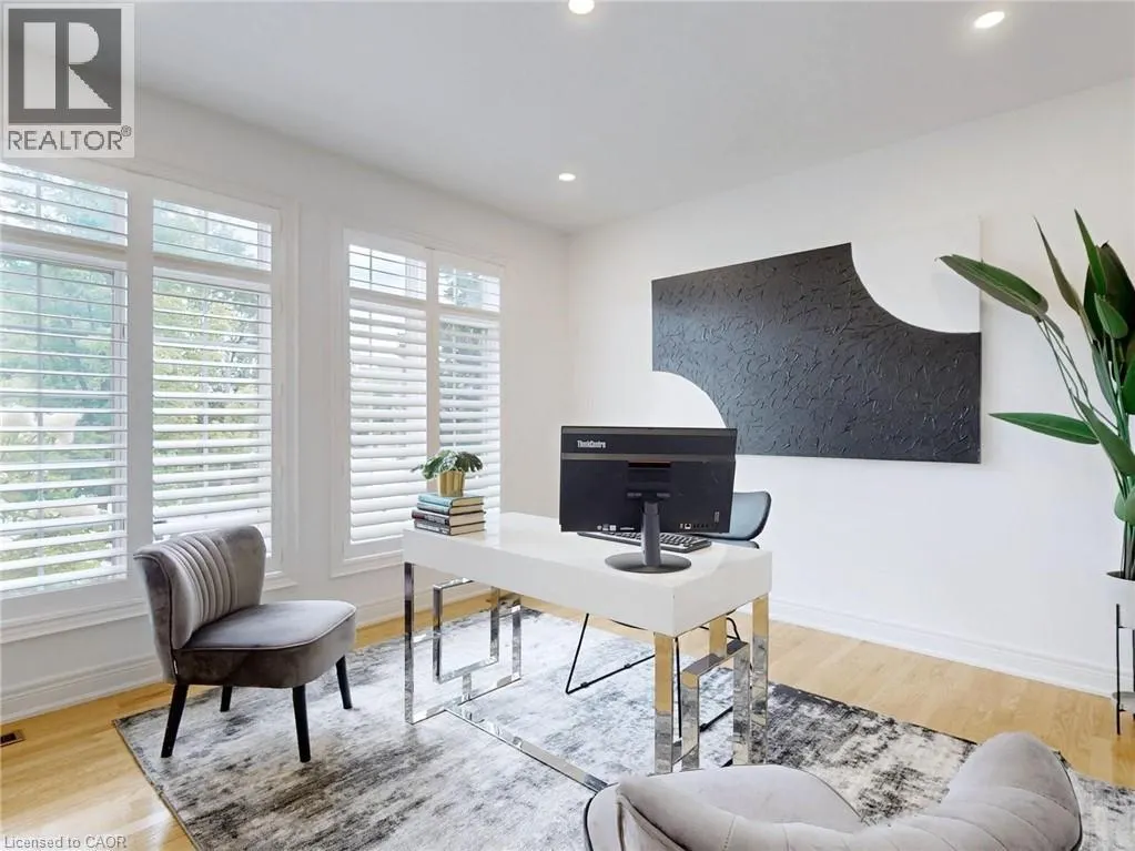 2238 LYNDHURST Drive