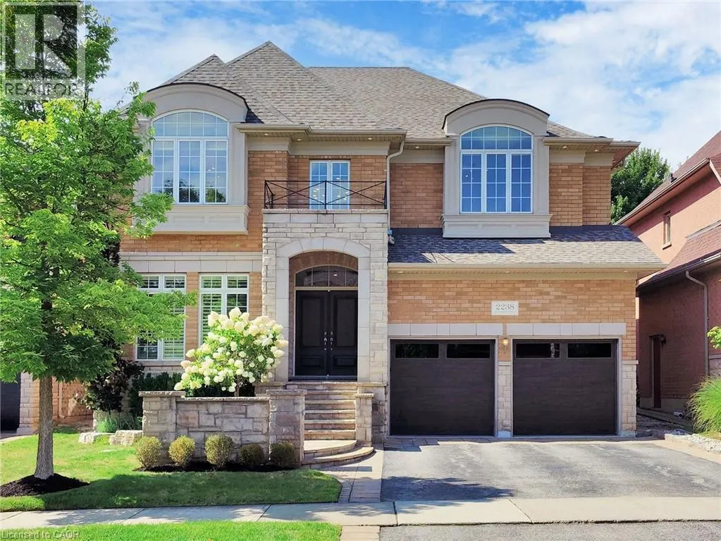 2238 LYNDHURST Drive