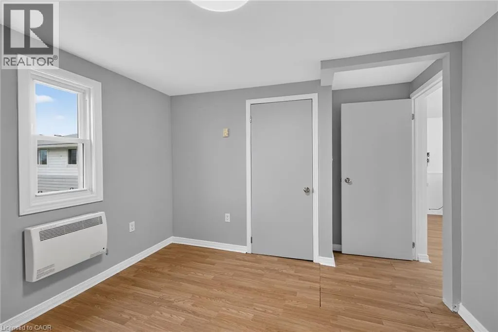 5 WILLOWAY Lane