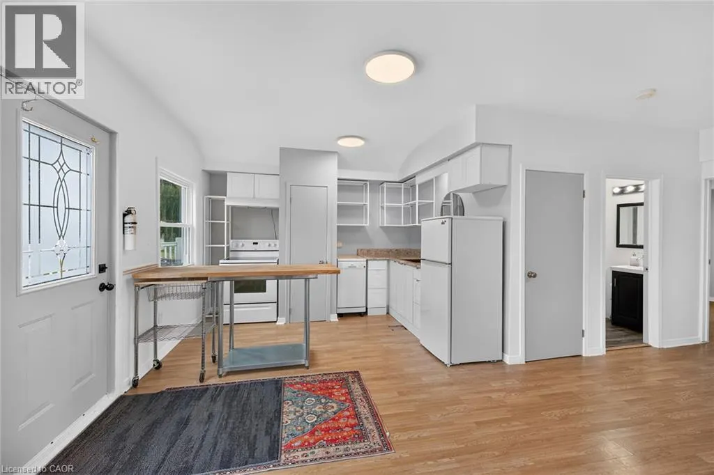 5 WILLOWAY Lane