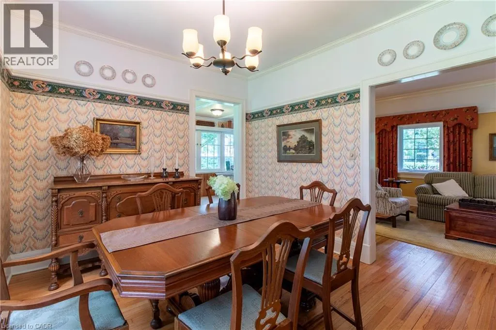 312 NELSON Street W