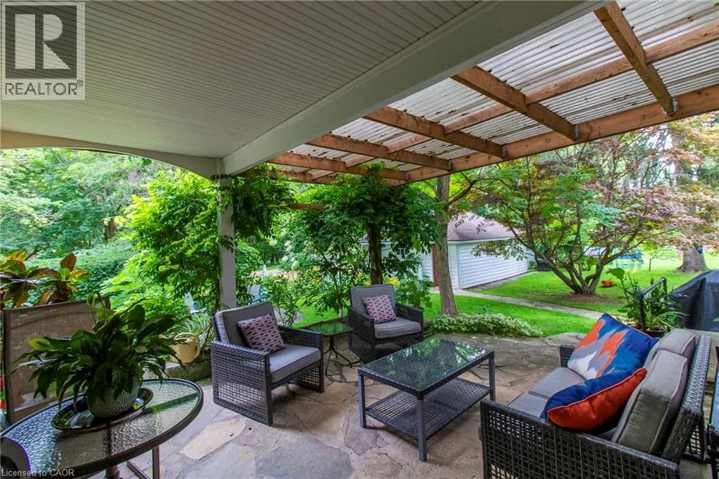 312 NELSON Street W