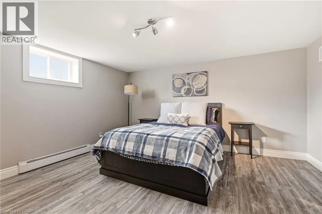1371 10TH CONCESSION Road W
