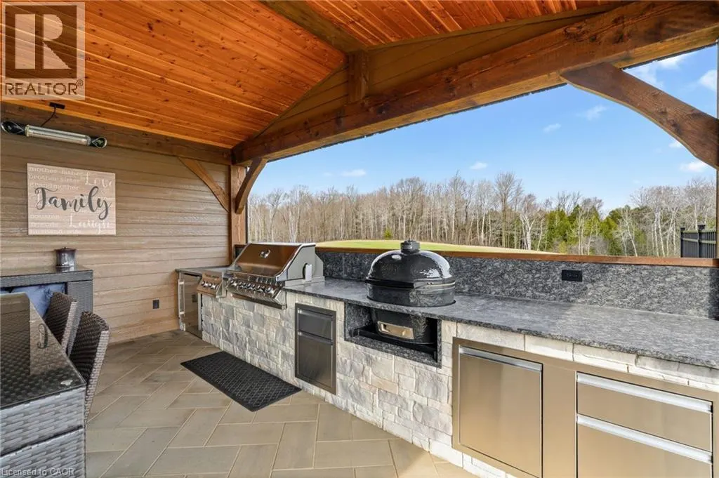1371 10TH CONCESSION Road W