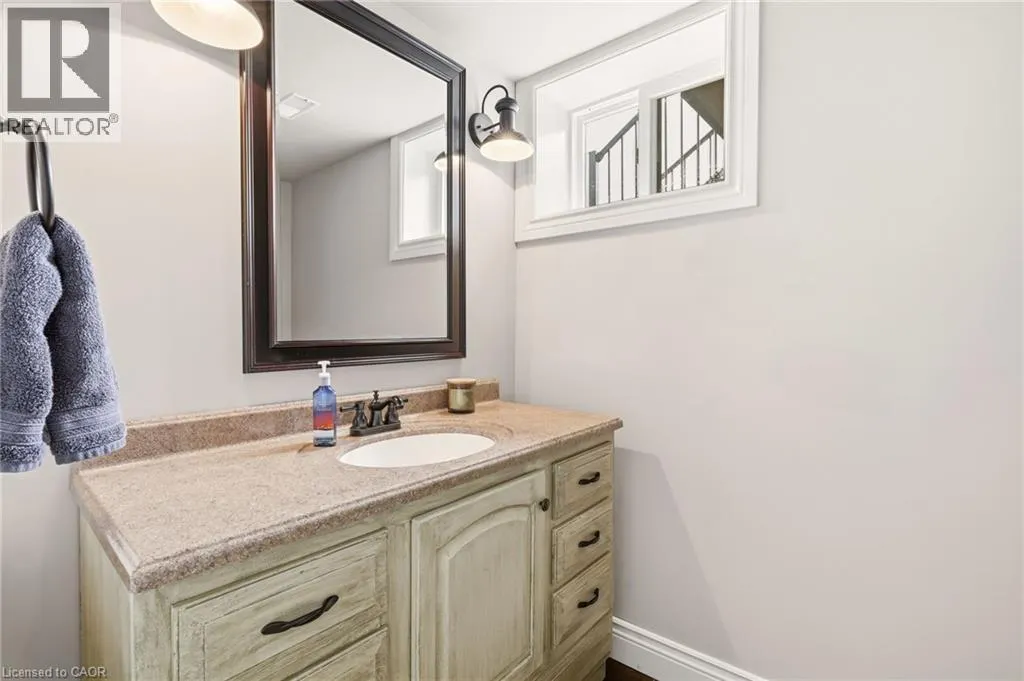1371 10TH CONCESSION Road W