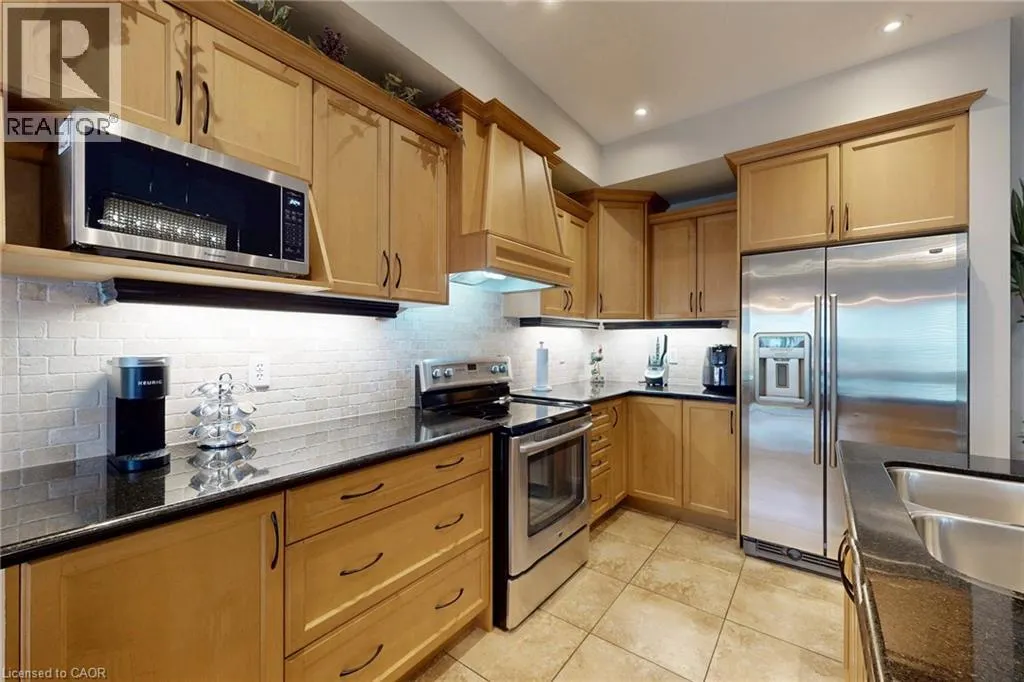 34 FOREST VALLEY Crescent