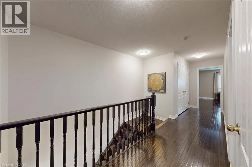 34 FOREST VALLEY Crescent