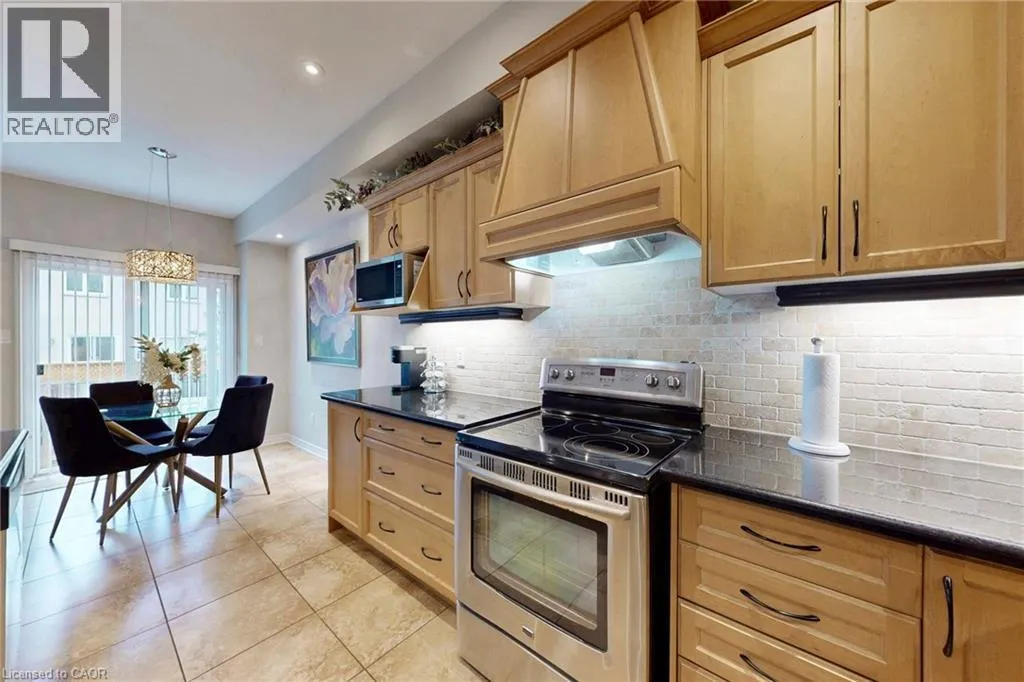 34 FOREST VALLEY Crescent