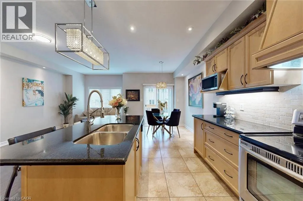 34 FOREST VALLEY Crescent