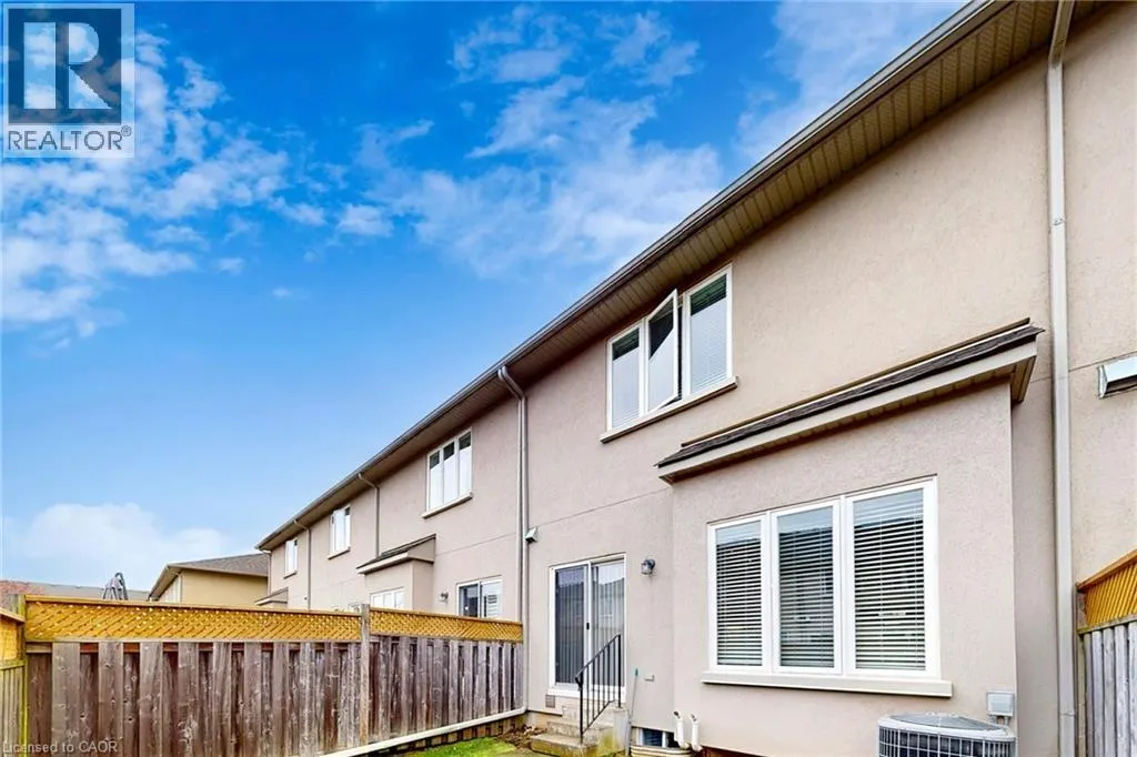 34 FOREST VALLEY Crescent