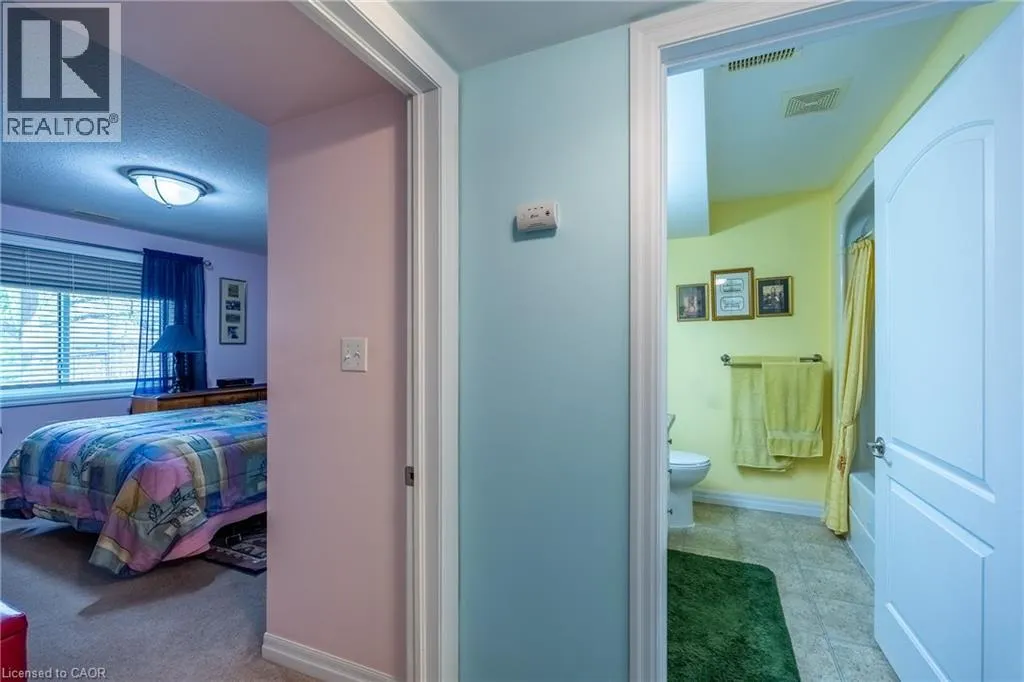 93 ELMHURST Avenue Unit# 8 #8
