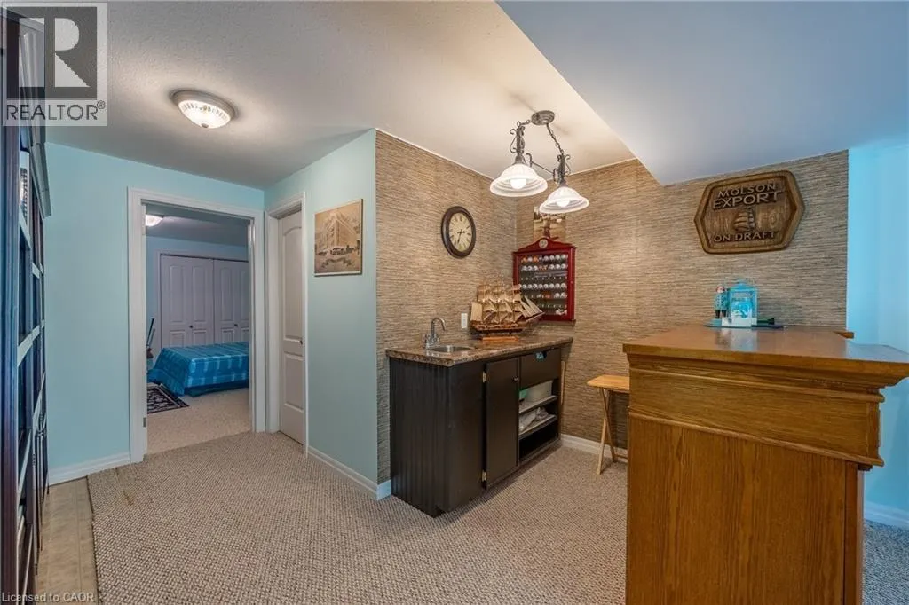 93 ELMHURST Avenue Unit# 8 #8