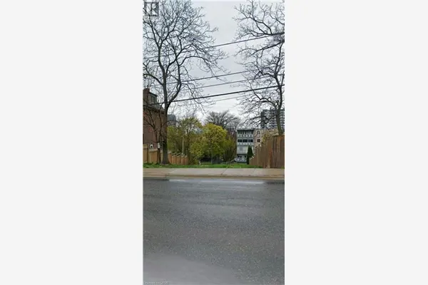 84 ST. JOSEPH'S Drive