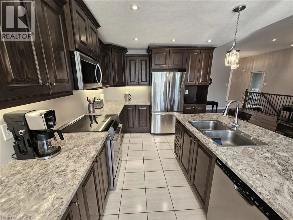 98 ALLANDALE Crescent