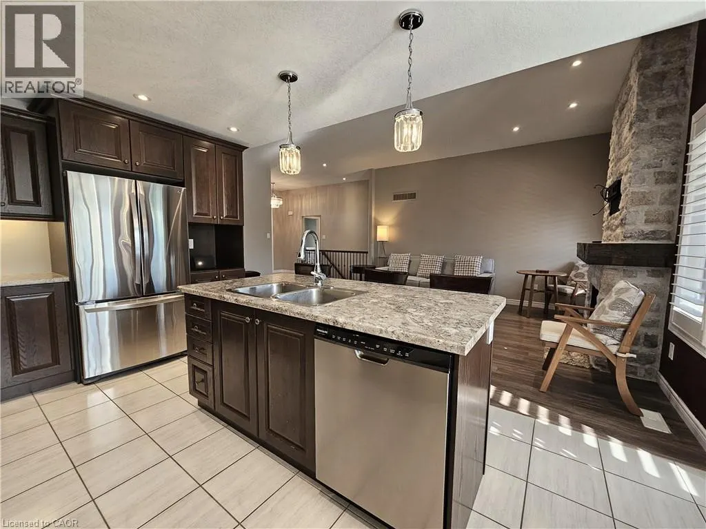 98 ALLANDALE Crescent