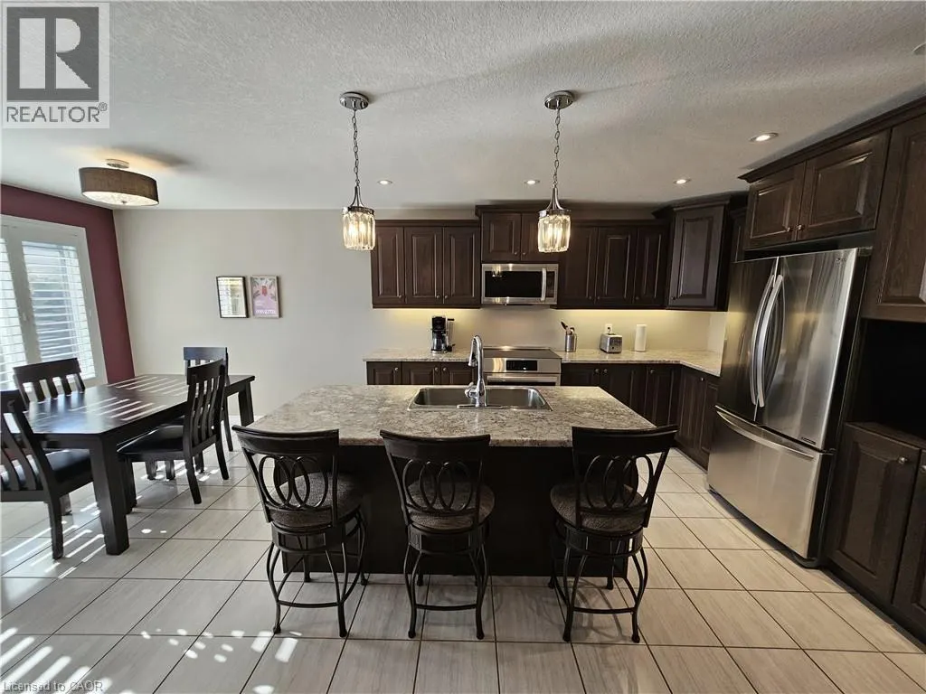 98 ALLANDALE Crescent